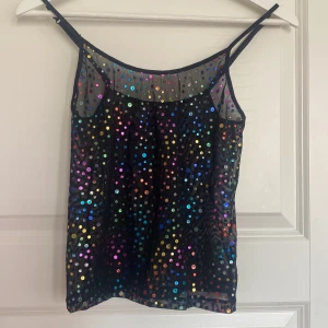 Linne - Justerbara band, vet ej vart den är ifrån