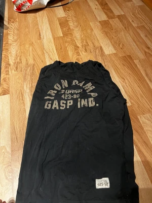 Tränings Linne - Luftigt tränings linne. 