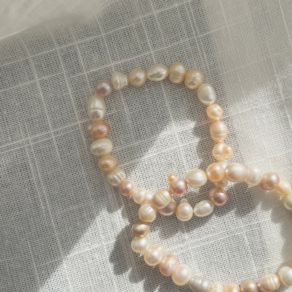 Sötvattenspärlarmband