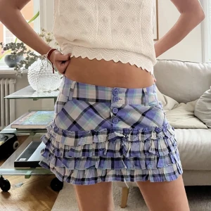 sjukt cool kjol - säljer denna sjukt coola kjol