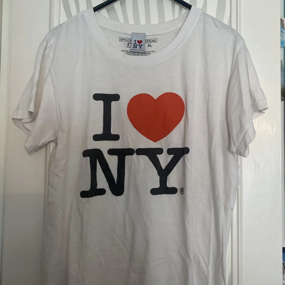 Köpt i New York. T-shirts.