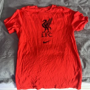 Liverpool t-shirt - Helt oanvänd, fint skick. 