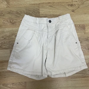 Beiga shorts - Beiga shorts