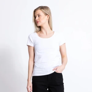 Vit urringad tshirt - En jätte fin vit urringad tshirt från lager 157, aldrig andvänd. Fint skick❤️