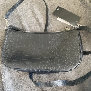 Väska  - Svart väska 💗