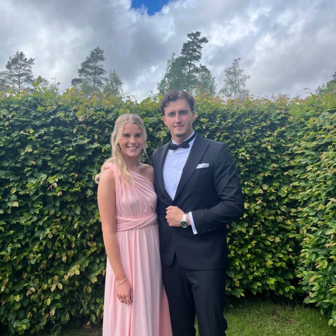 By Malina balklänning 