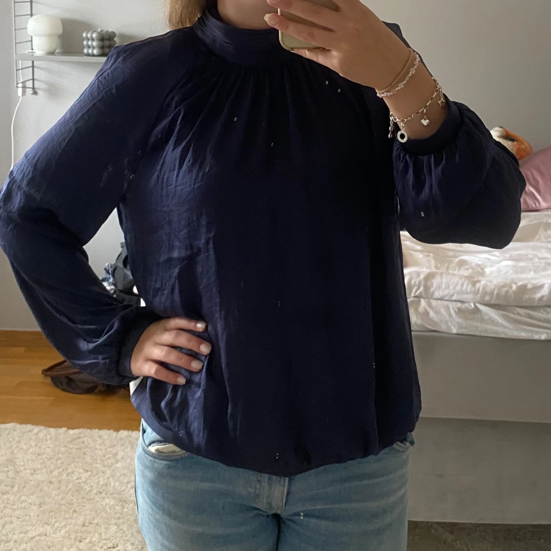 Mörkblå blus  - 90