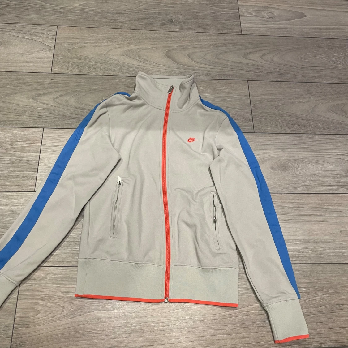 Skön Nikekofta! - 90