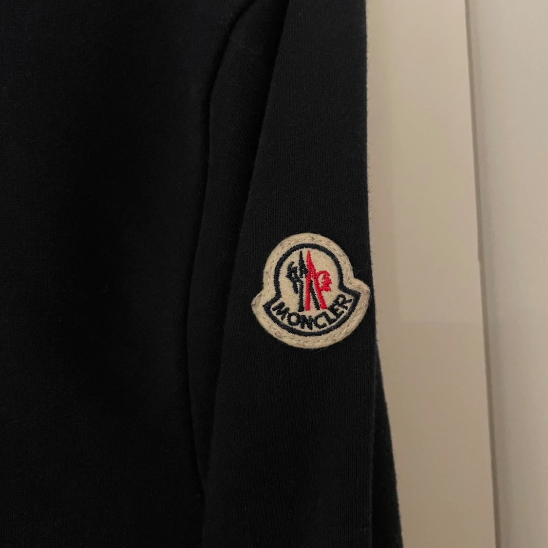 Moncler Hoodie - 90