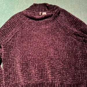 Blå långärmad  - Blå långärmad i storlek S