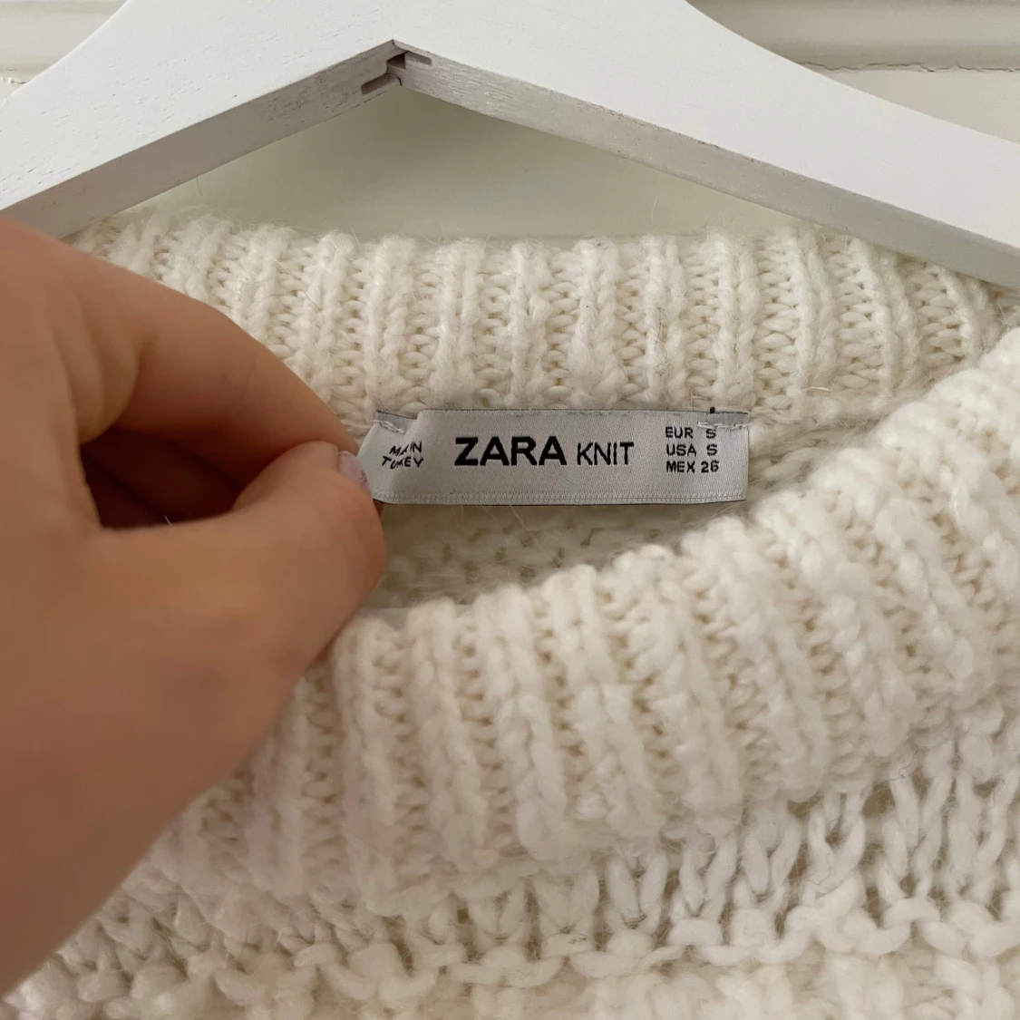 Stickad tröja från zara - 90