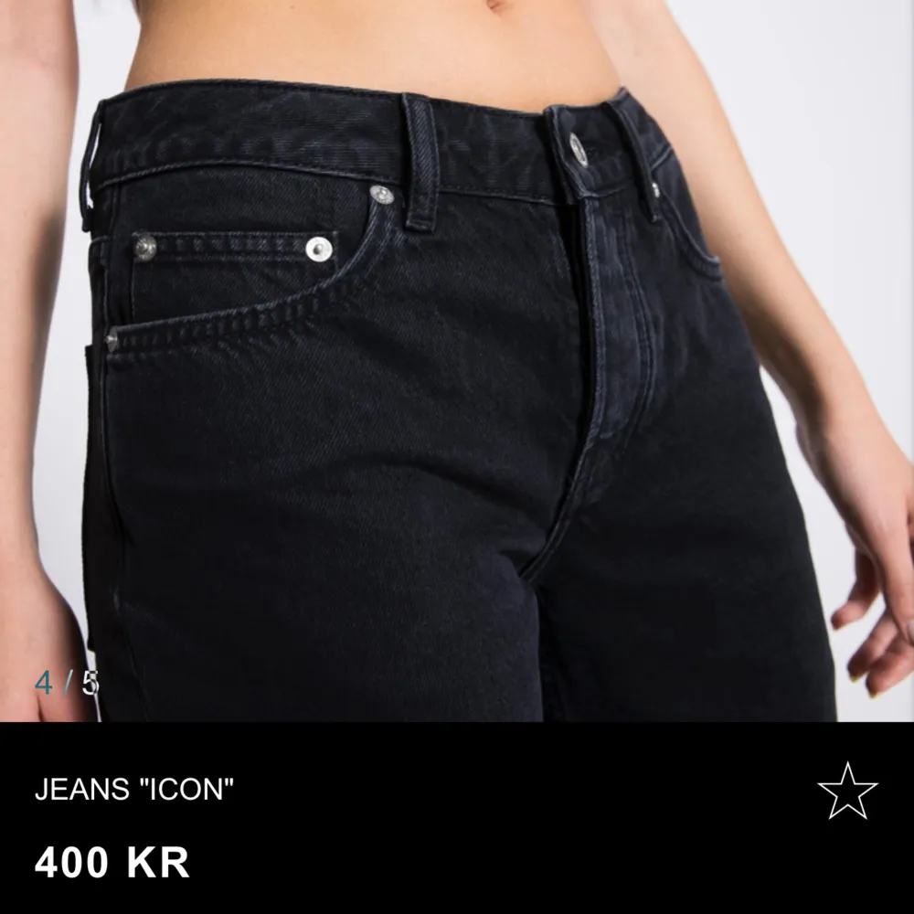 Säljer dessa ”icon” jeans från Lager157, knappt använda, bra skick, storlek L men passar M, säljer för 180kr + frakt🙏🏼. Jeans & Byxor.