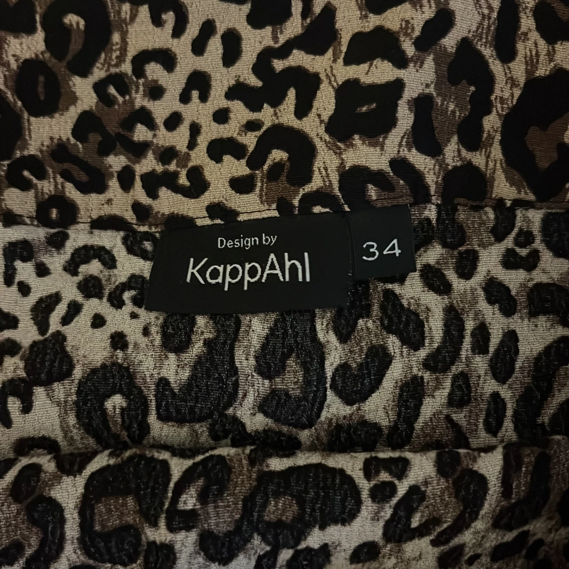 Leopardmönstrad volangkjol från KappAhl - 91