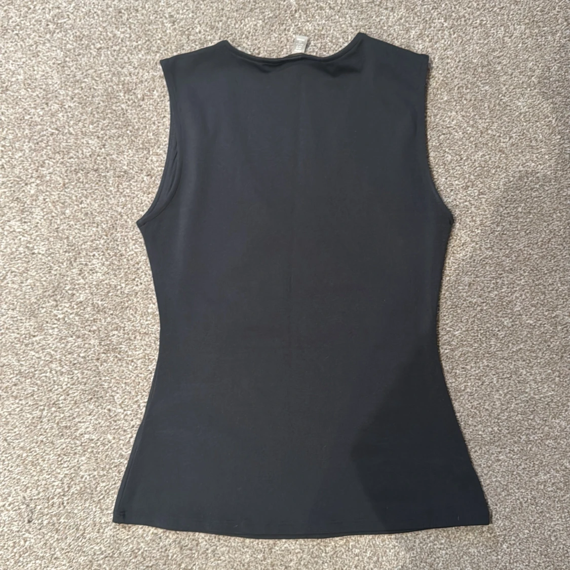 Svart ärmlös topp från H&M - 91