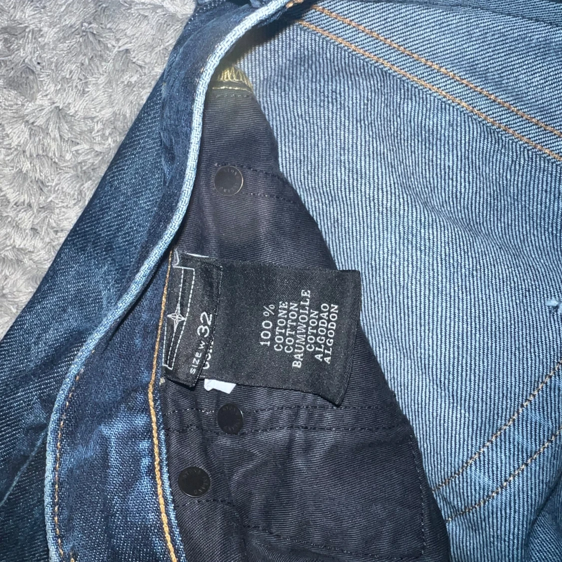 Mörkblå jeans från Stone Island - 91