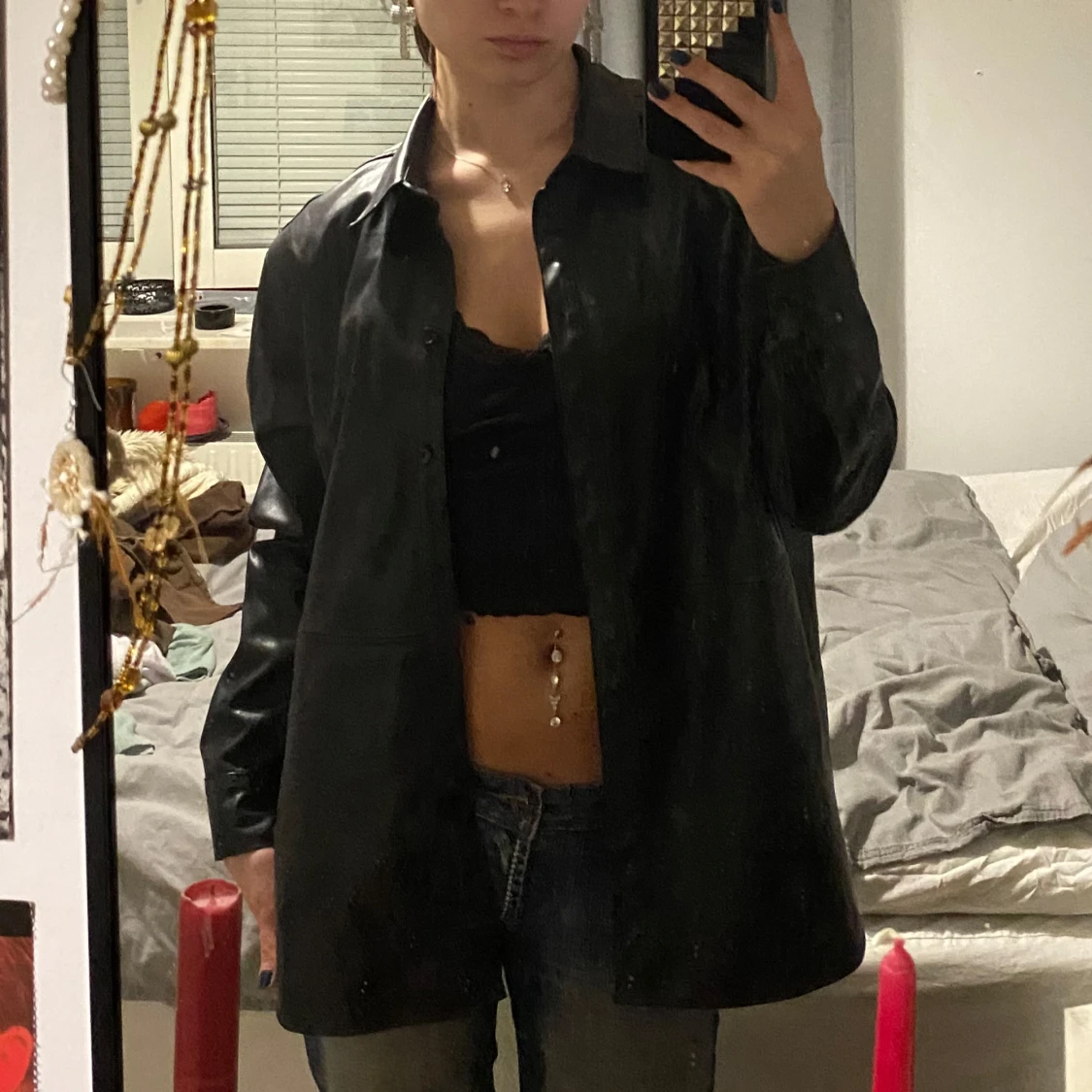 Svart skinnkappa - 1