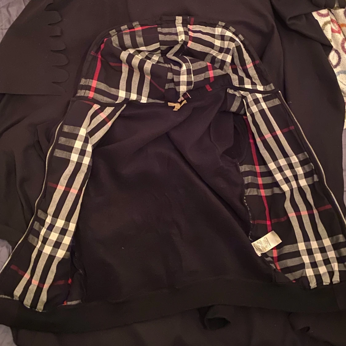 Svart burberry hoodie  - 1