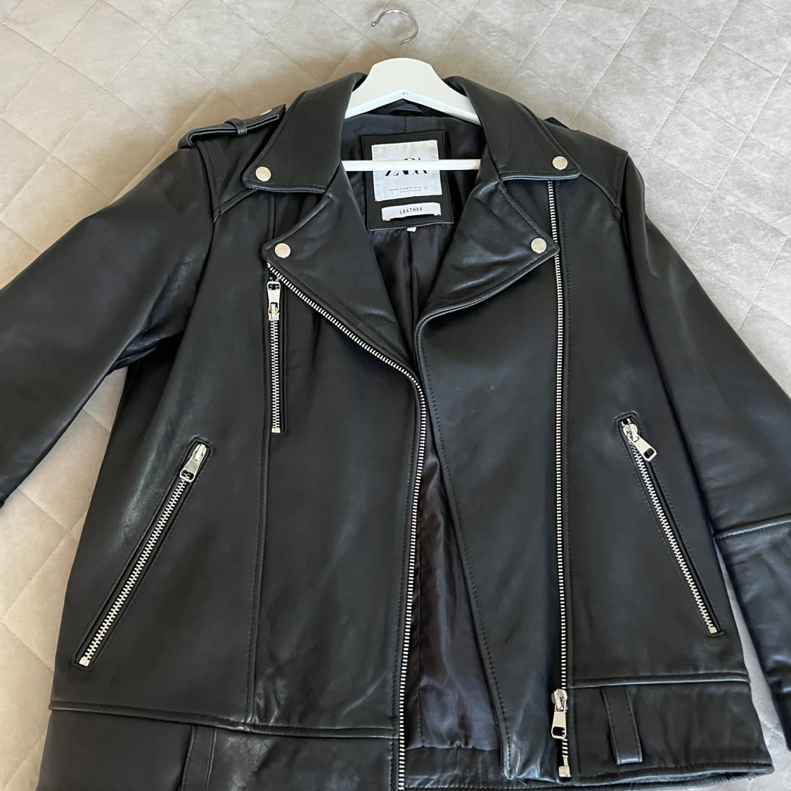 Svart skinnjacka från Zara - 1