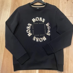 Svart tröja från Hugo Boss - Inte Använd ! 