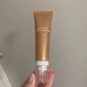 Tanning drops från Hickap - Använd 3 gånger, men har insett att det inte är något för mig. Superlätt att använda💕🎀