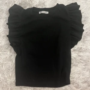 Zara volang topp - Jättesöt, inga defekter💕💕