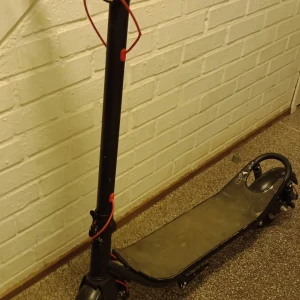 Freev elscooter - En Freev elscooter som jag har använt i cirka 6 månader.