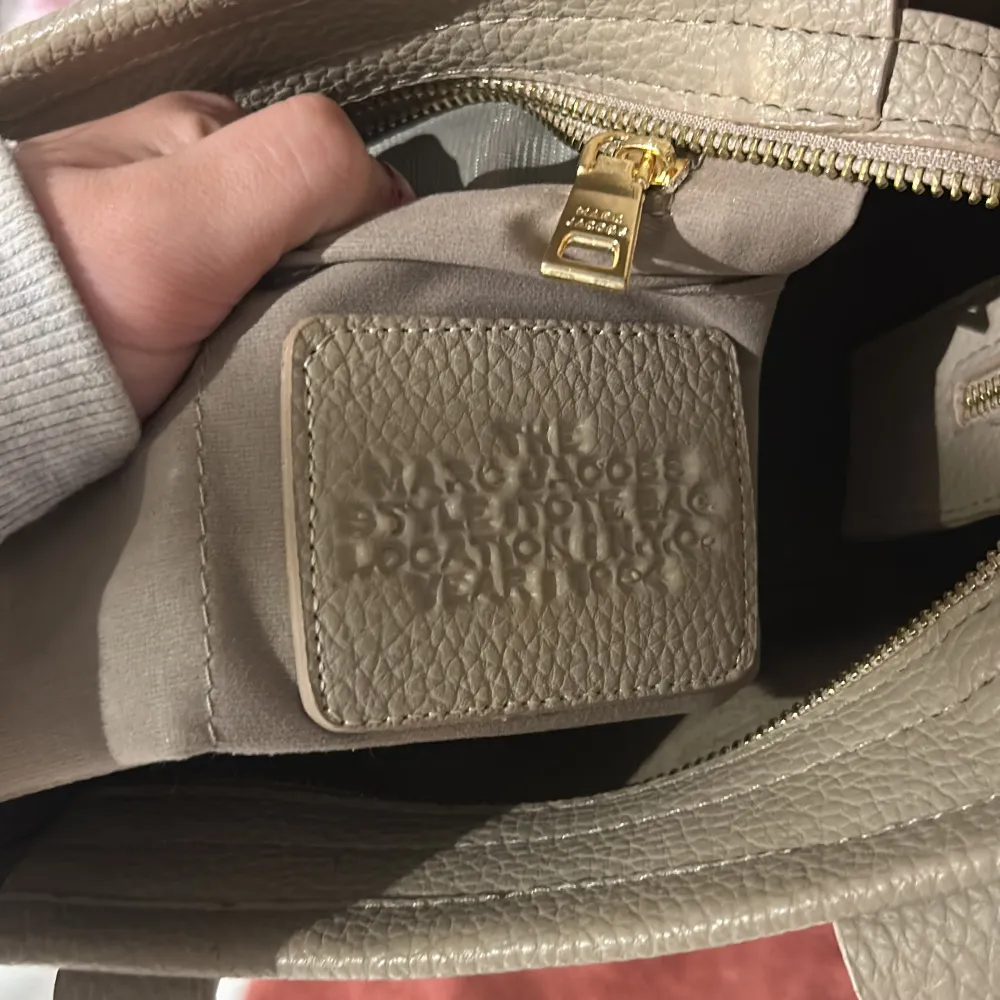 Sjukt snygg Marc jacobs väska ”the tote bag”. Väskor.