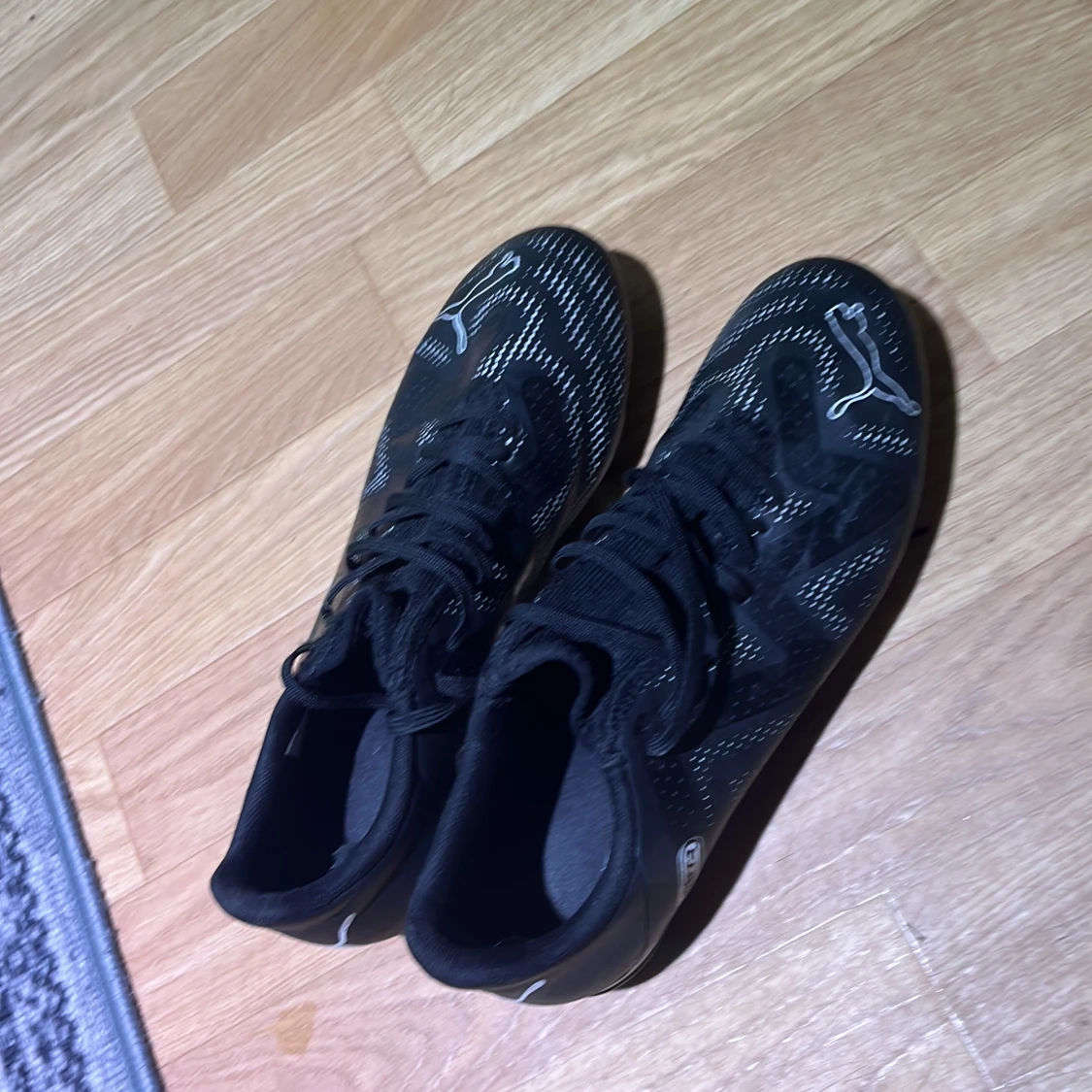 Bra skor för fotboll  - 91