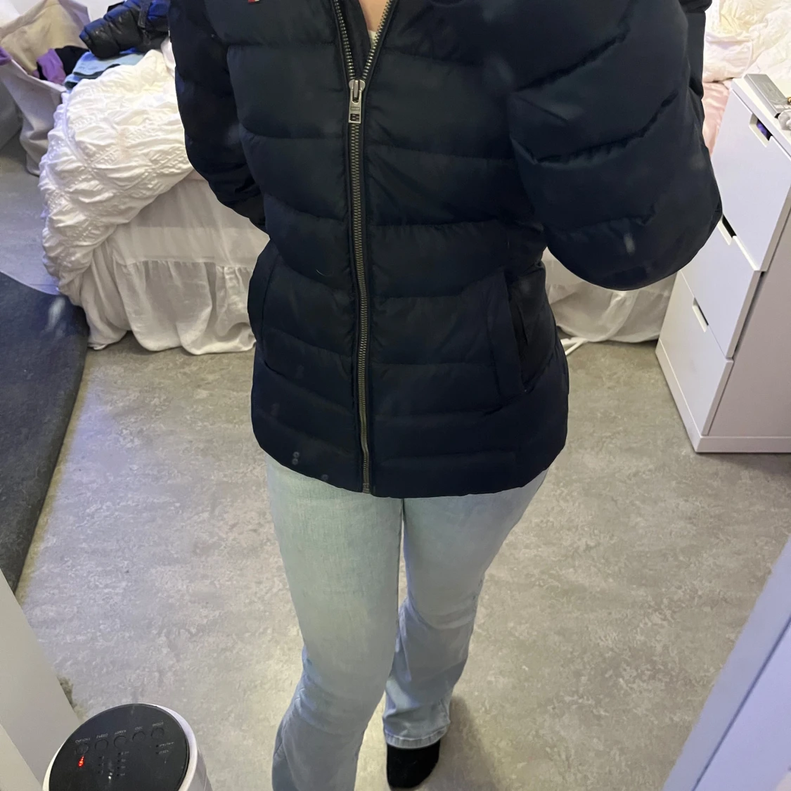 Mörkblå dunjacka från Tommy Hilfiger