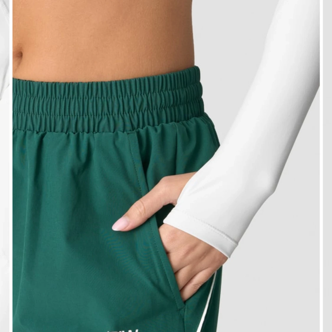 Vit croppad topp från ICANIWILL - 93