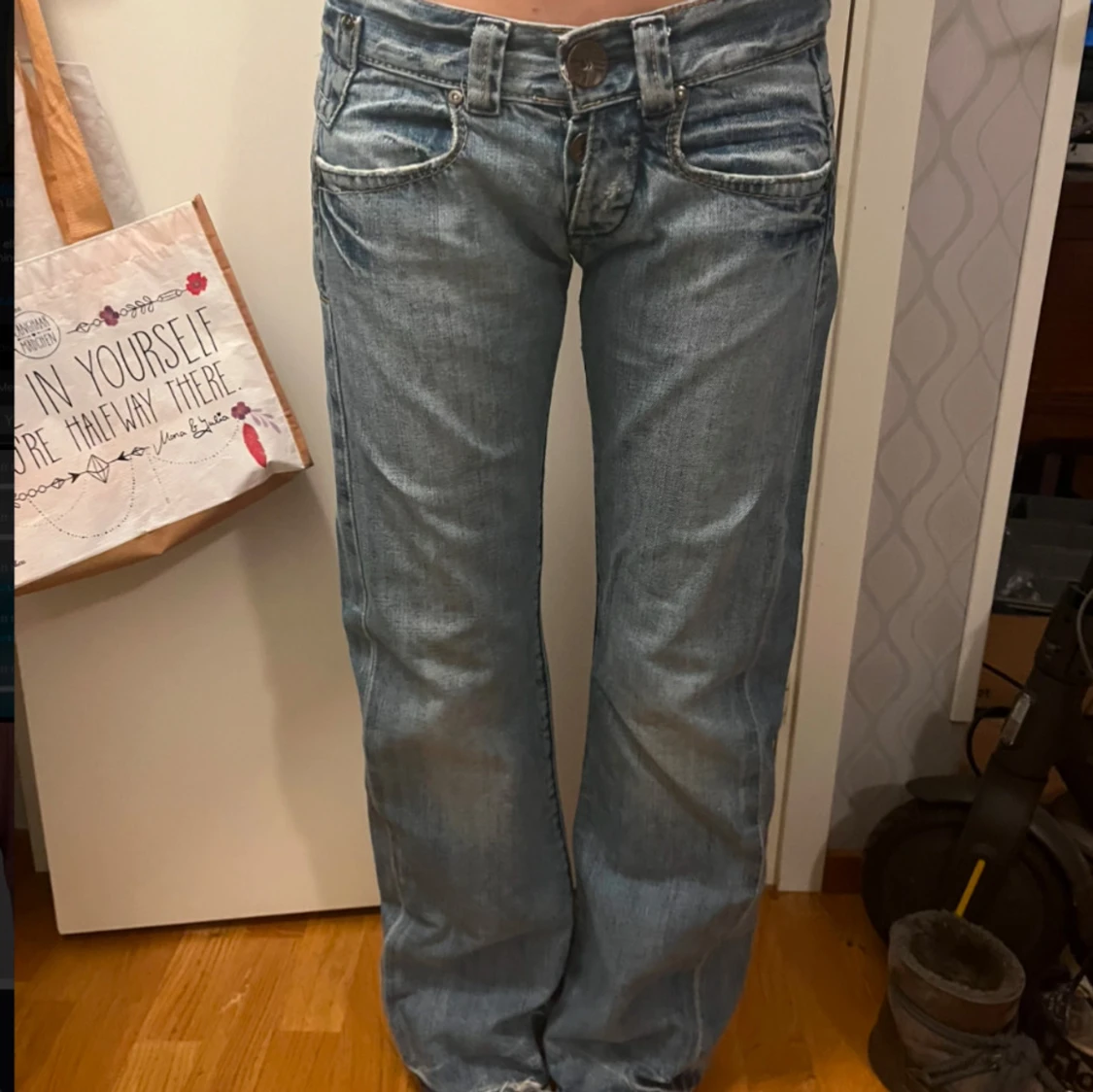 Baggy jeans från Miss Sixty - 1