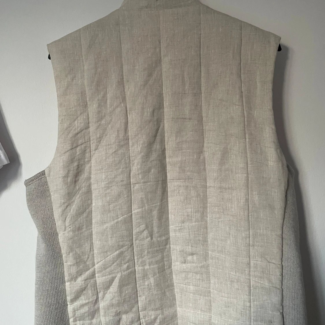 Beige quiltad väst från Stenströms - 1