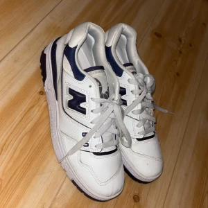 New balance 550 - Knappt använda.
