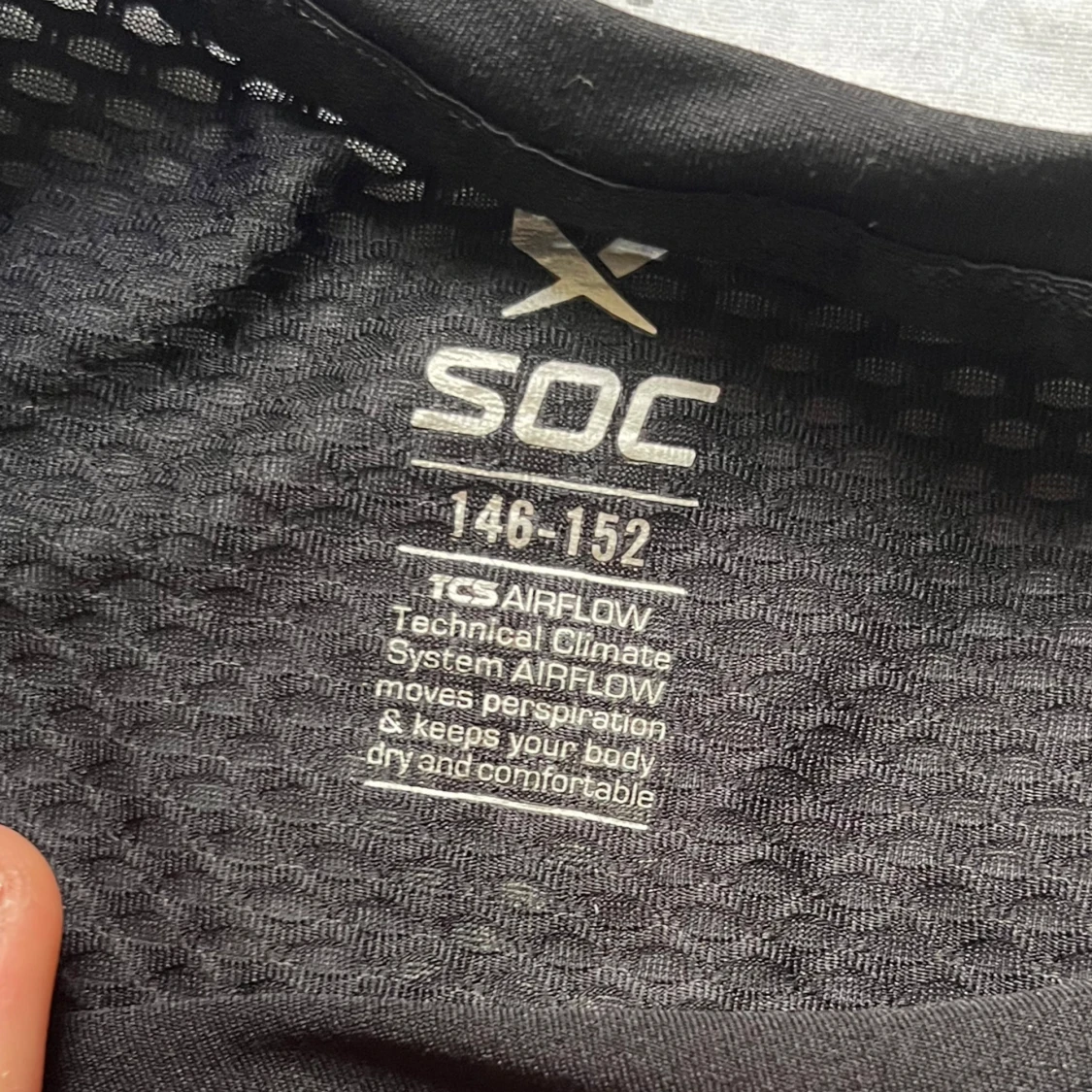 Svarta tröjor från Swedemount och SOC - 2