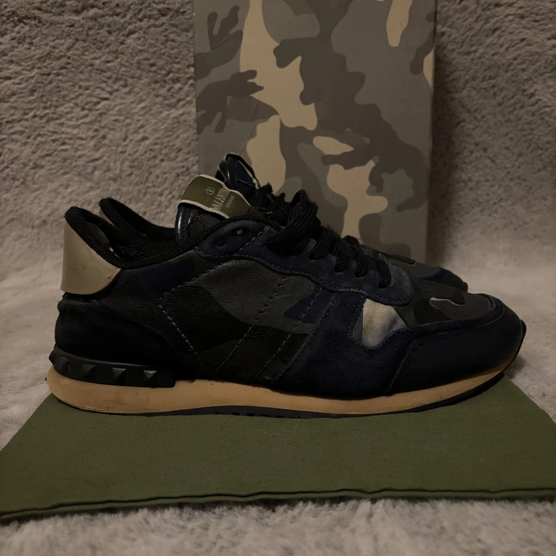 Valentino rockrunners