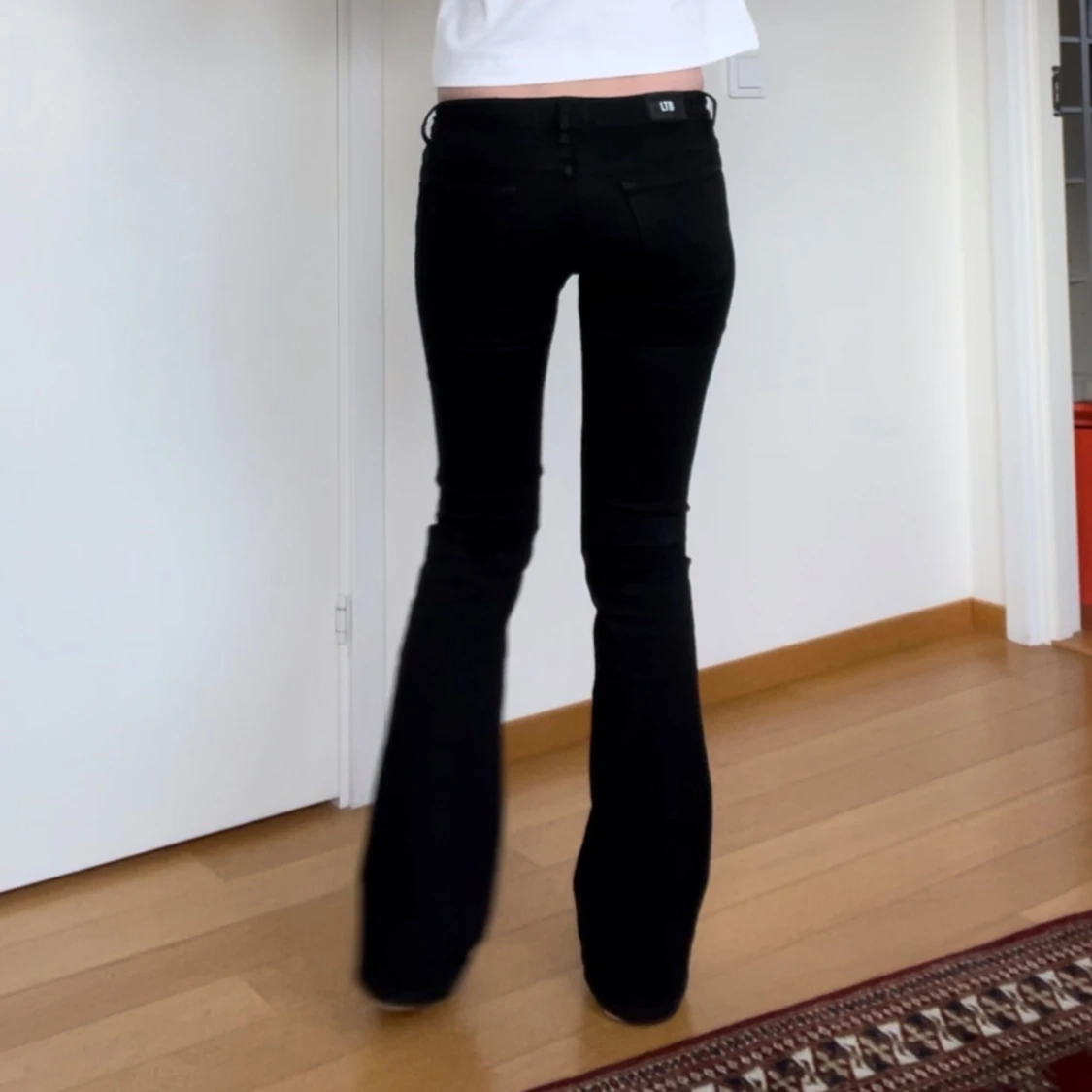 Lågmidjade jeans - 1