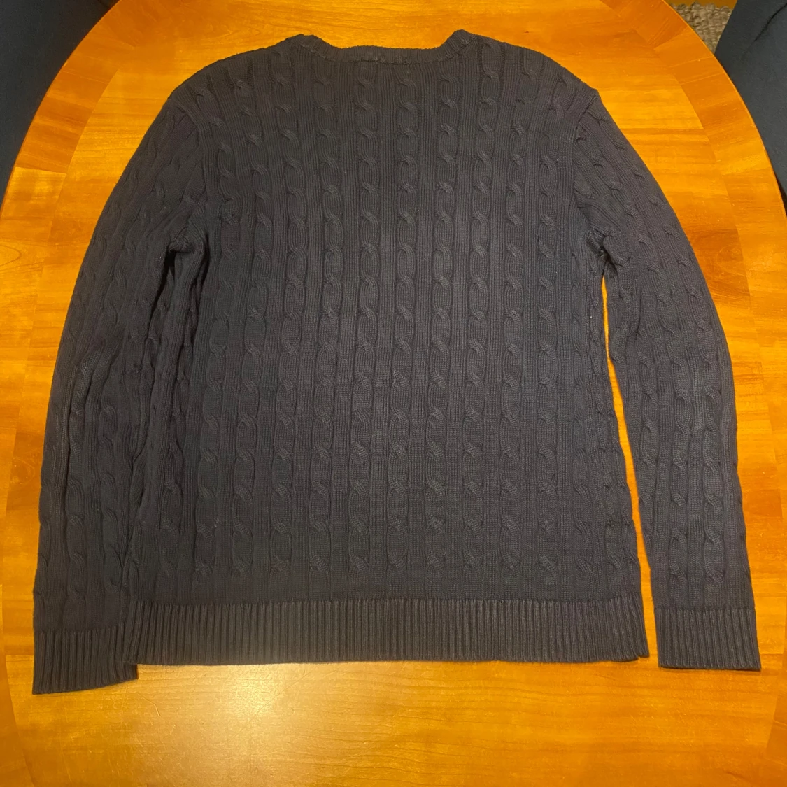 Mörkblå kabelstickad tröja från Ralph Lauren - 3