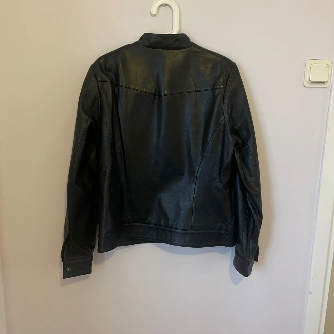 Svart skinnjacka från Lindex - 90