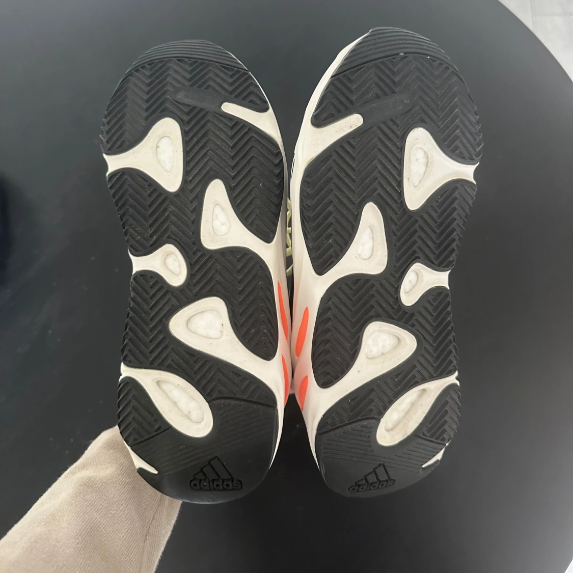 Adidas Yeezy 700 Wave Runner - 92