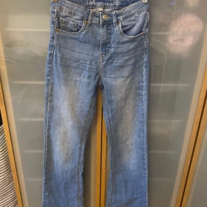 Blå jeans från Lab industries  - Snygga blå jeans från LAB Industries. Har använt de ett par gånger men är i fint skick för att användas❤️storlek 152 