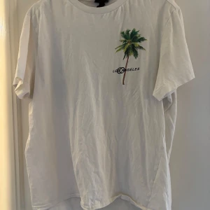 Tshirt - Tshirt från HM