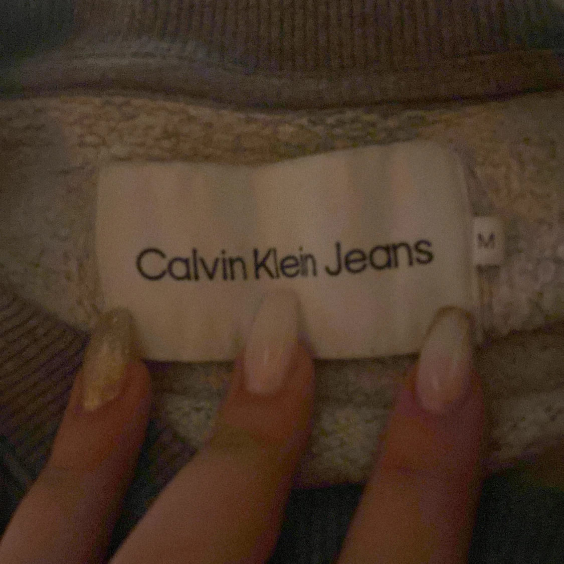 Grå sweatshirt från Calvin Klein Jeans - 90