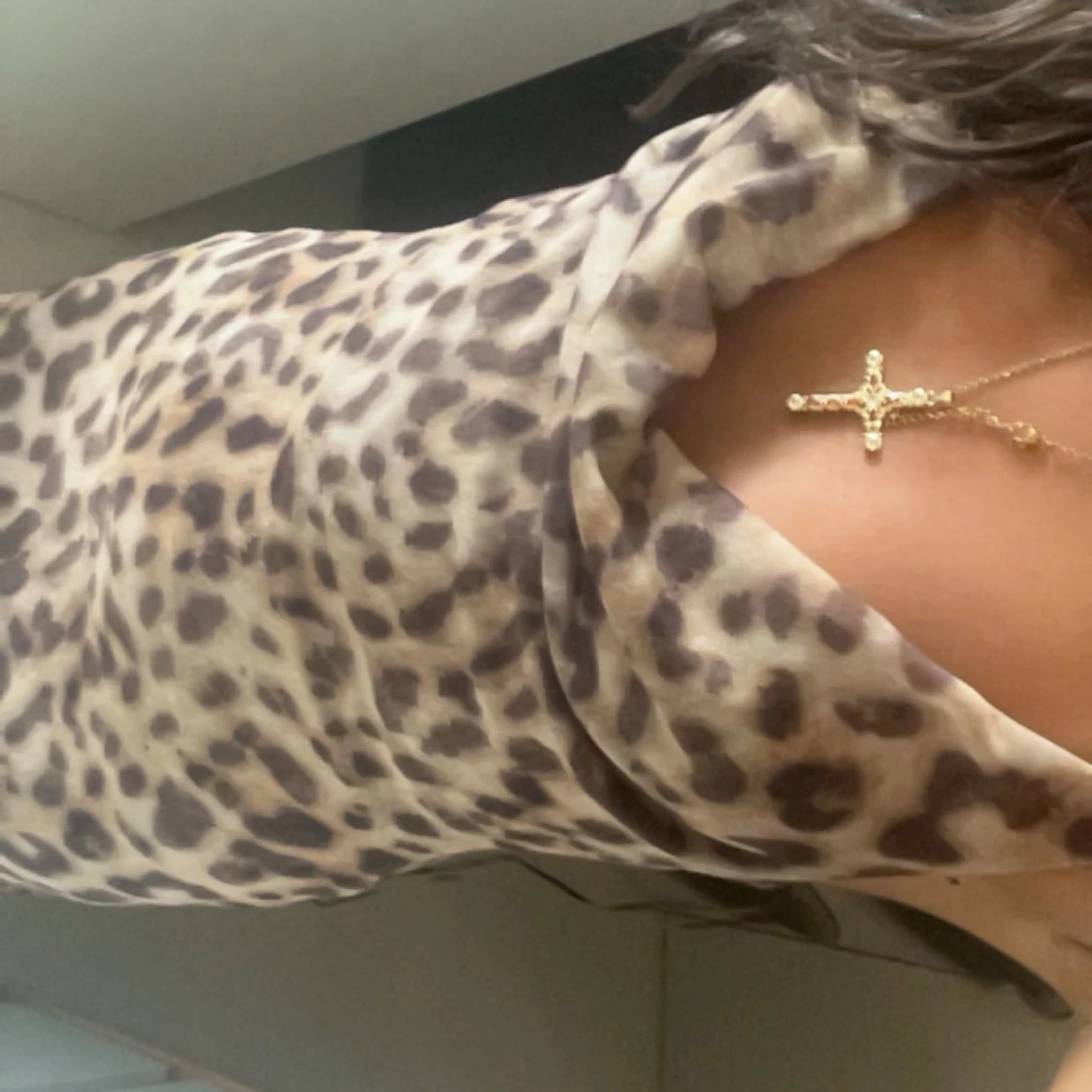 Leopardmönstrad klänning