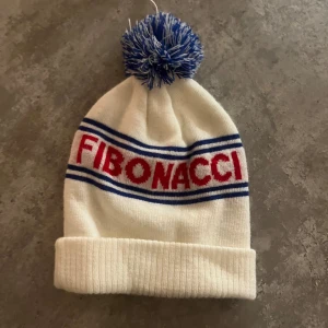 Mössa - Använd några få gånger 