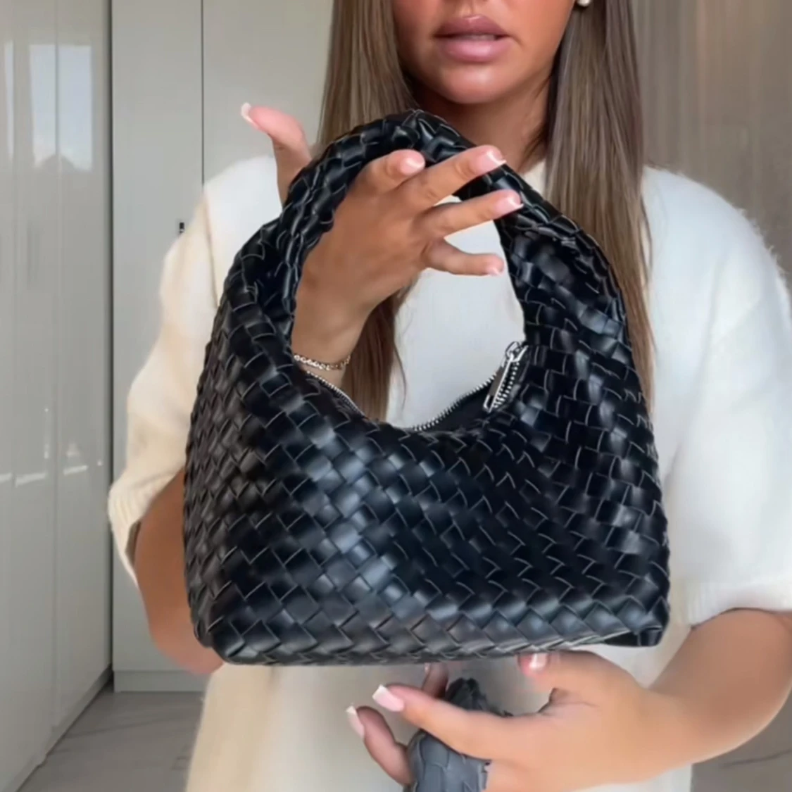 Svart handväska - 90