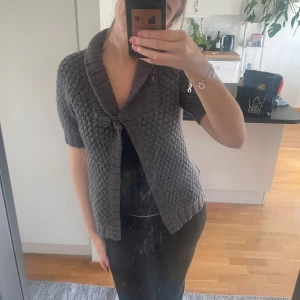Kofta - Säljer denna fina kofta från H&M