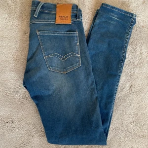 Replay anbass - Replay anbass jeans i storlek 29/32. Fräscht skick.