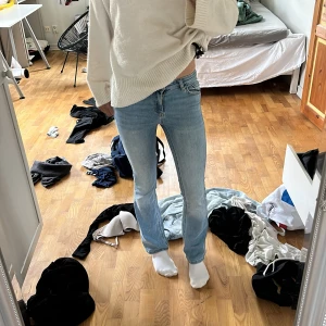 only jeans - INTRESSEKOLL!! köpta på plick men originellt från only💗