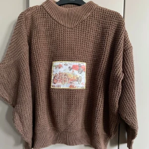 Stickat tröja S/M - Lite kortare i modellen  