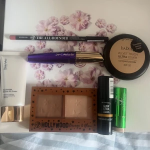 Smink set kan säljas styckvis  - Olika smink saker som ja ej använder allt är nästan helt oanvänt köpt för ca 500